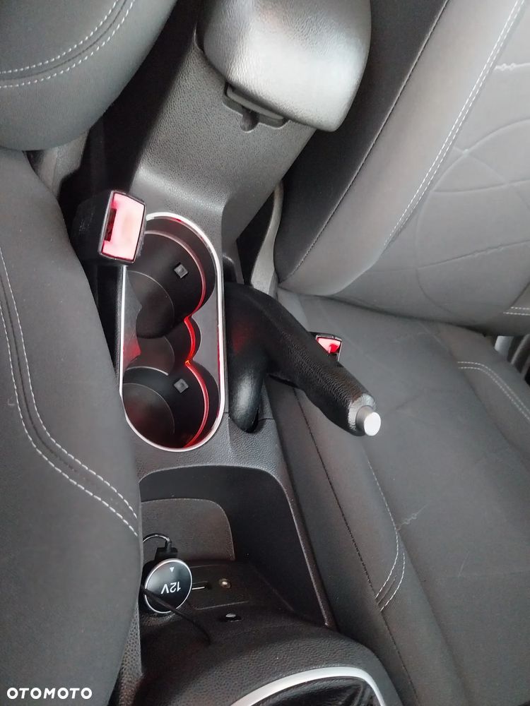 Ford Fiesta 1.0 EcoBoost Silver X Plus - 17