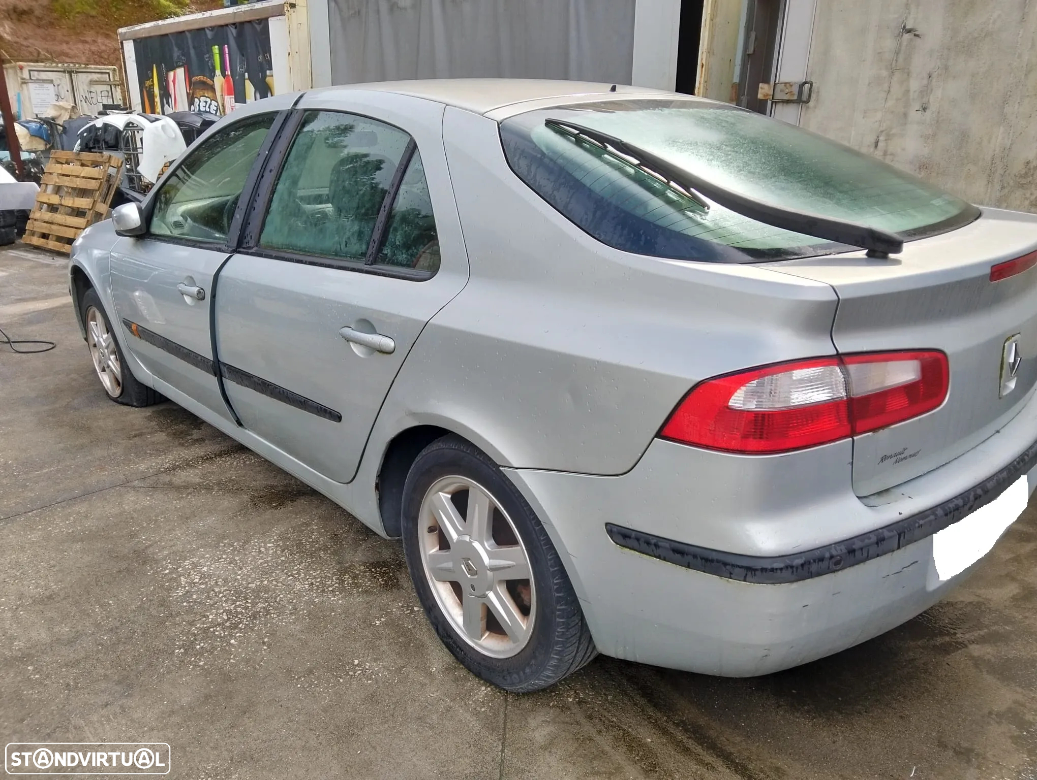 Renault Laguna 1.9 dci 120CV ano 2004 - 4