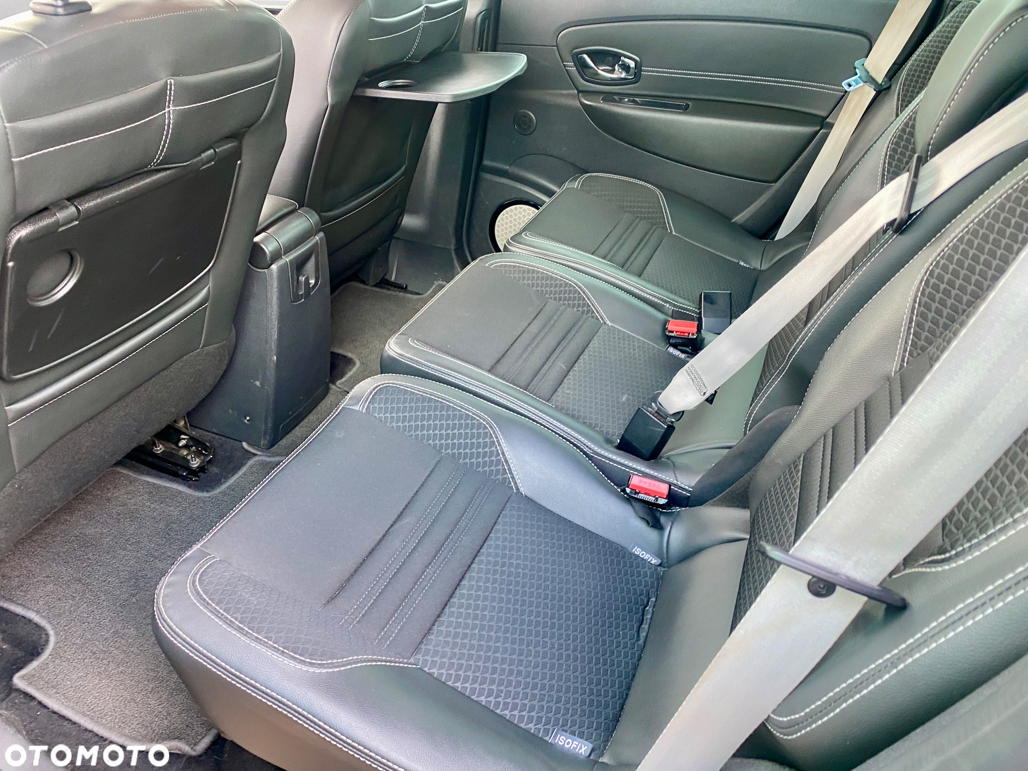 Renault Scenic ENERGY TCe 130 S&S Bose Edition - 16