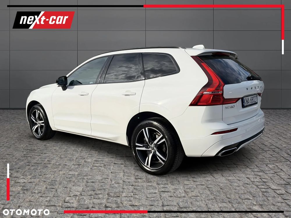 Volvo XC 60 B5 D AWD R-Design - 4