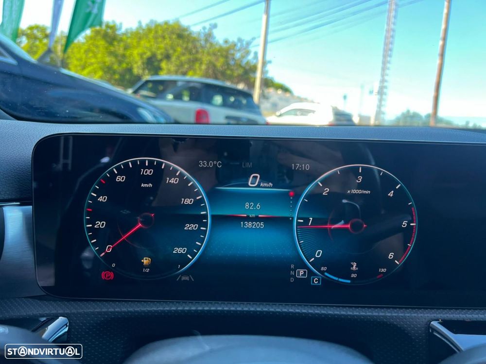 Mercedes-Benz A 180 d AMG Line Aut. — fotografia 7