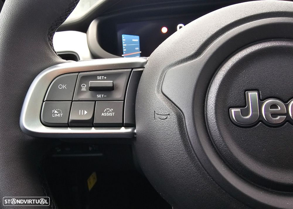 Jeep Avenger 54 kWh Summit - 19