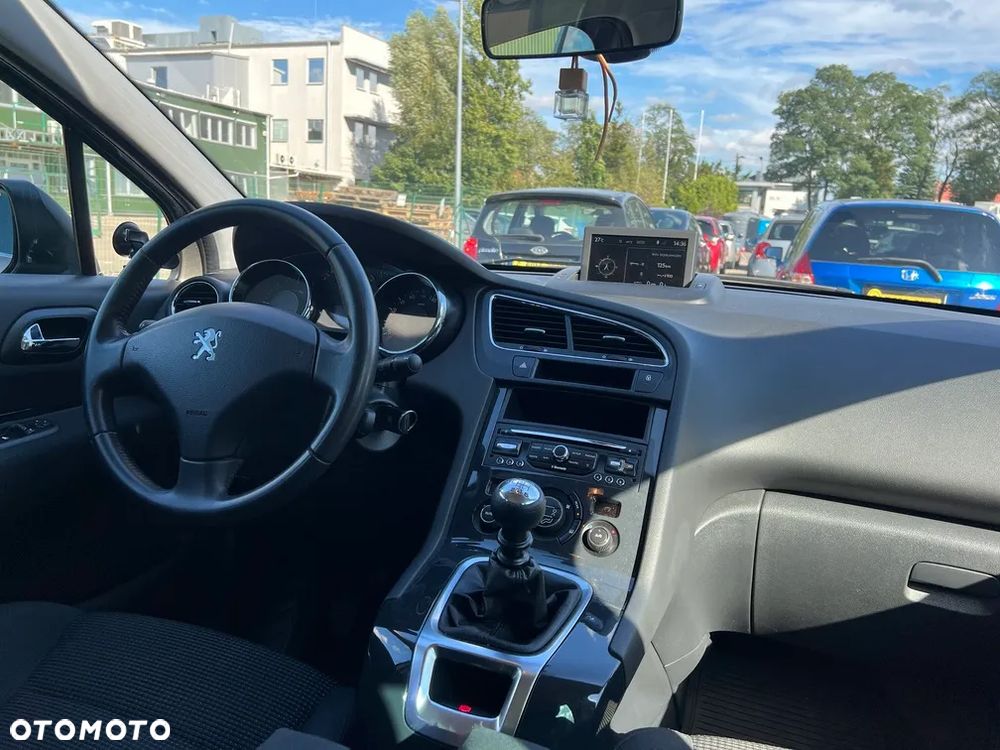 Peugeot 5008 HDI FAP 150 Platinum - 17