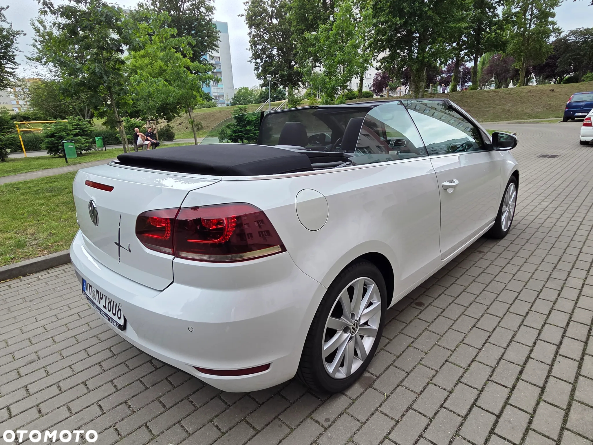 Volkswagen Golf Cabrio 1.6 TDI Exclusive - 15