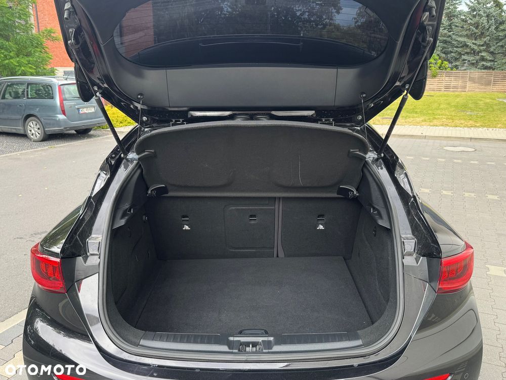 Infiniti Q30 2.2d DCT - 24