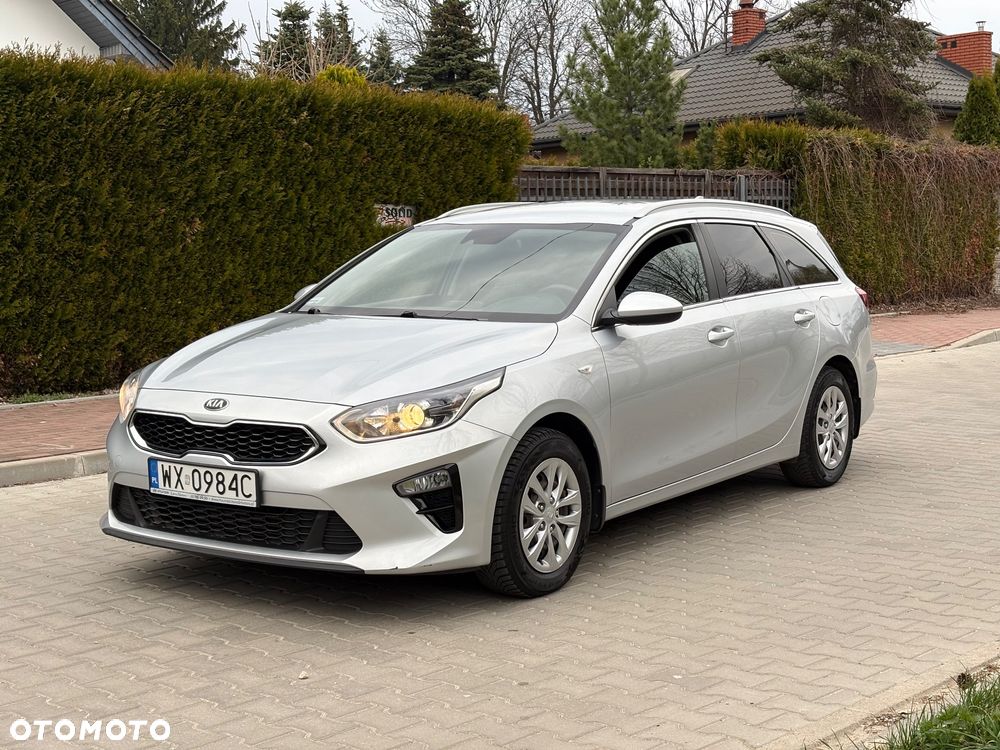 Kia Ceed 1.6 CRDi mHEV M - 21