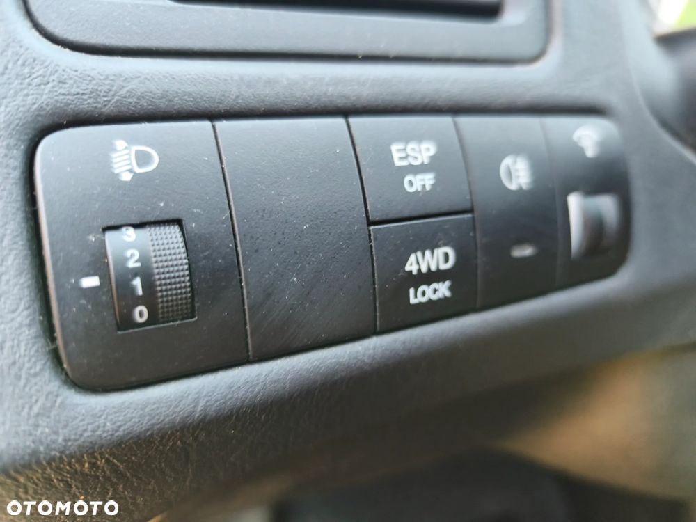 Hyundai Tucson 2.0 4WD GLS - 34