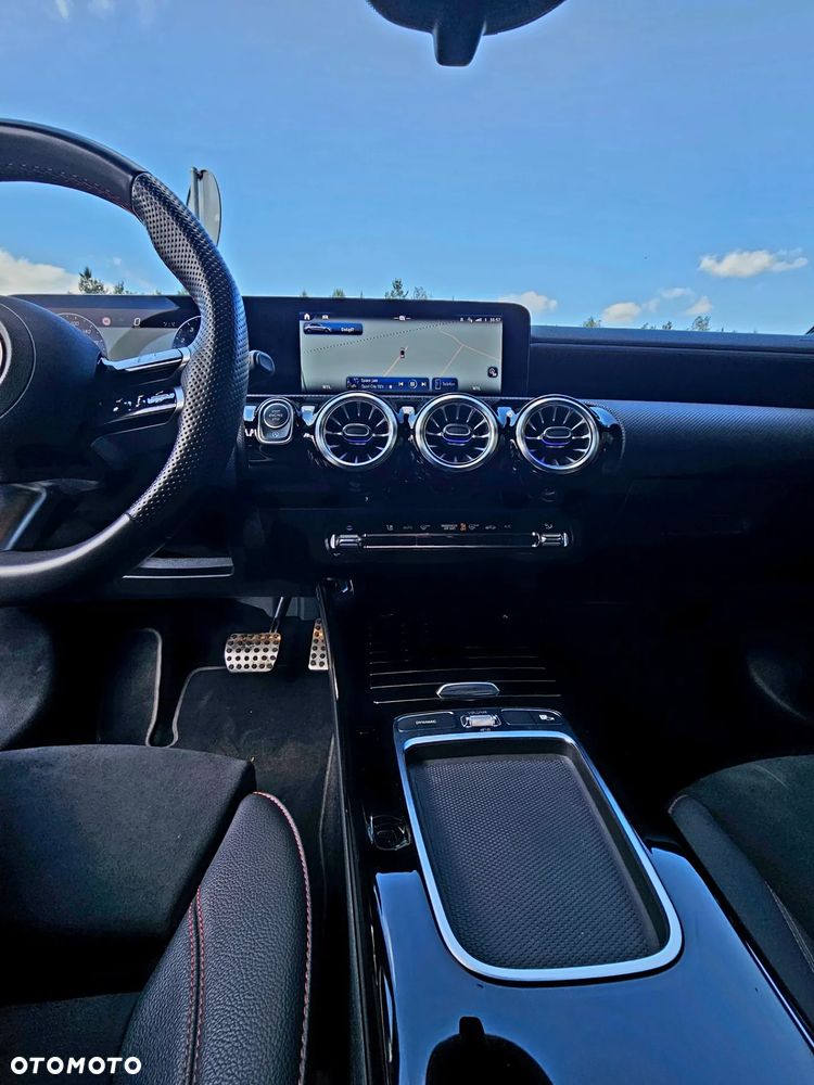 Mercedes-Benz Klasa A 200 AMG Line 7G-DCT - 15