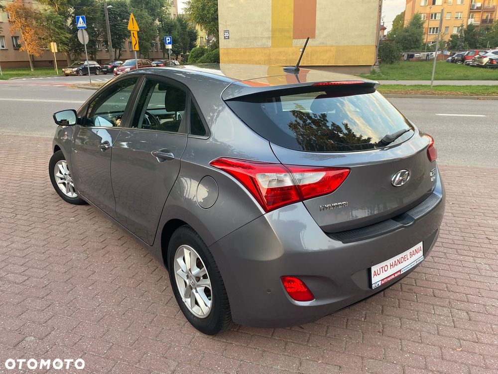 Hyundai i30 blue 1.6 GDI Style - 18