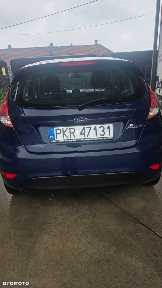 Ford Fiesta 1.5 TDCi Ambiente - 19