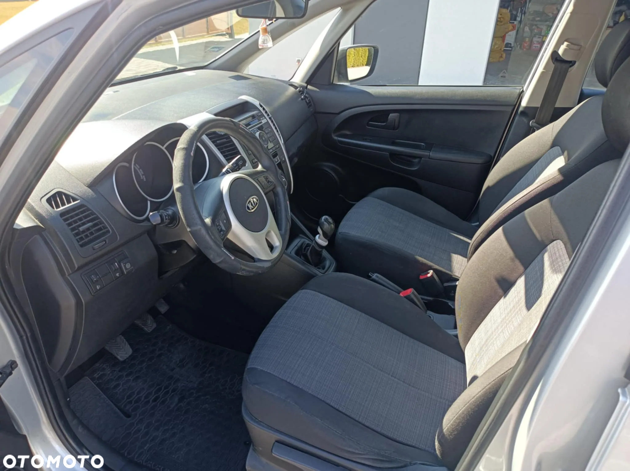 Kia Venga - 9