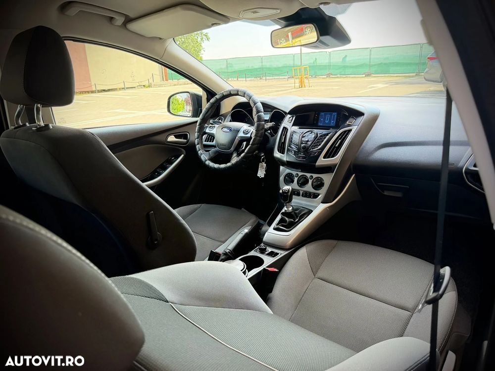 Ford Focus 1.6 TDCi DPF SYNC Edition - 7