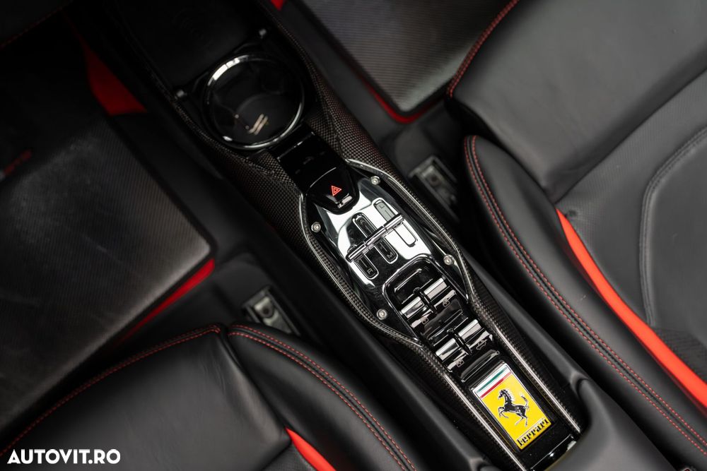 Ferrari 296 GTS - 20