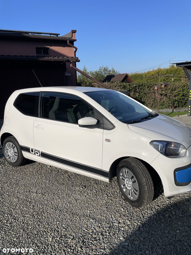 Volkswagen up! - 3