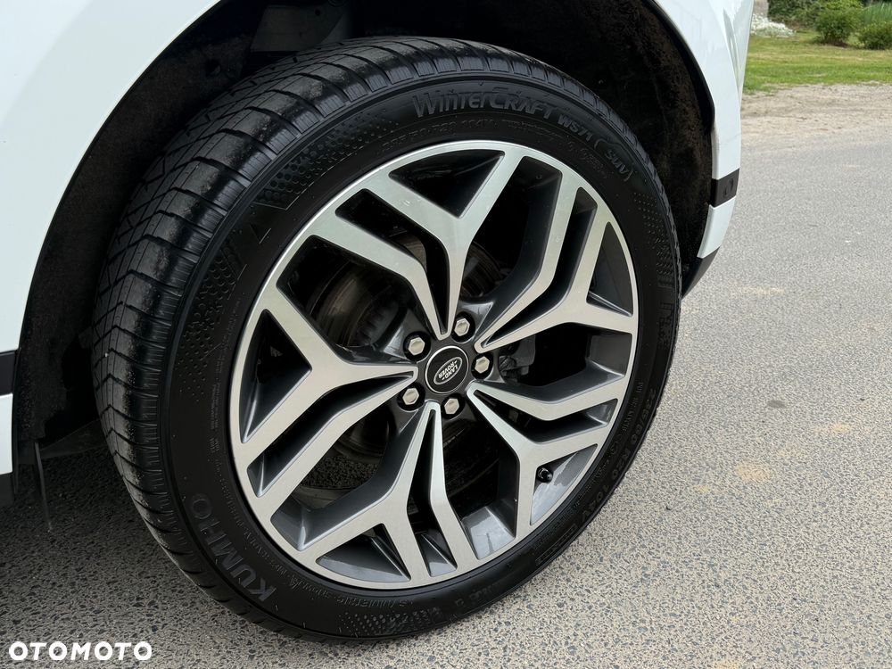 Land Rover Range Rover Evoque 2.0 D150 mHEV R-Dynamic HSE - 10