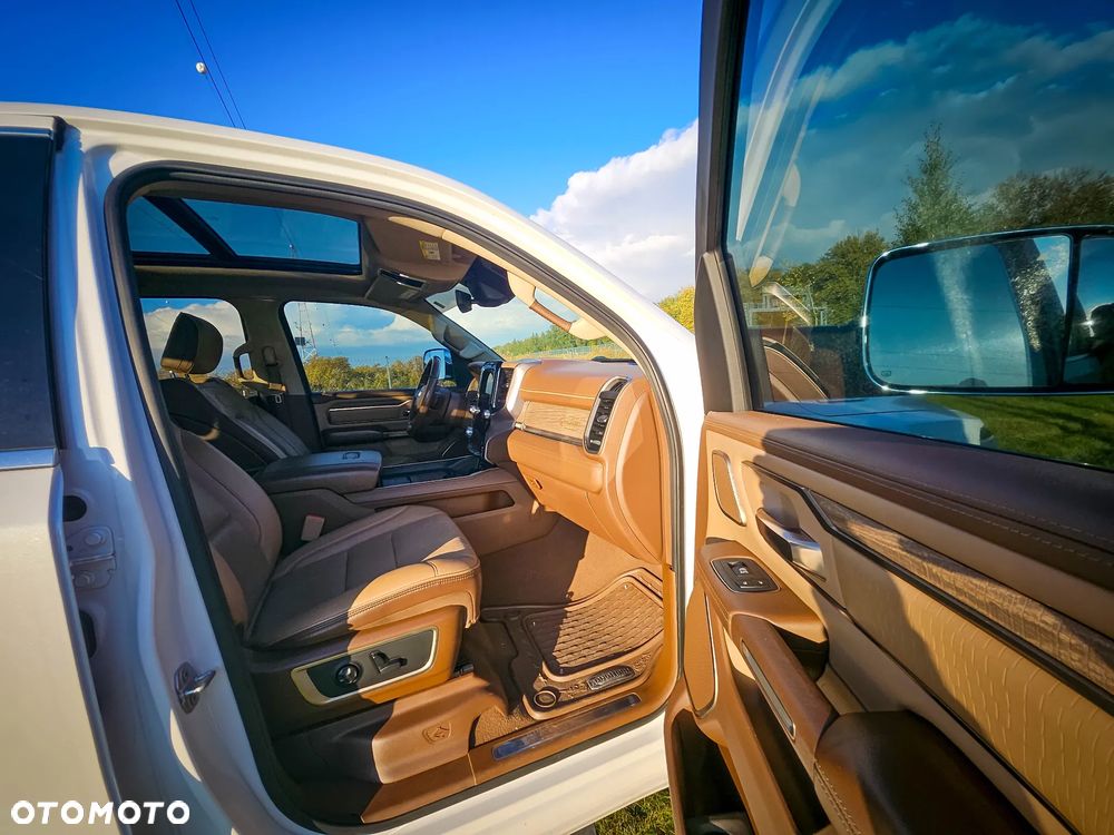 Dodge RAM 5.7 4x4 - 20