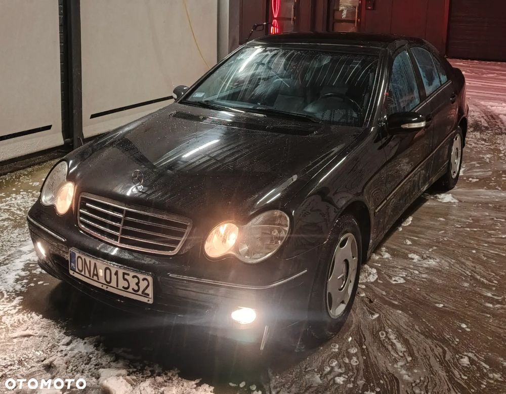 Mercedes-Benz Klasa C 200 CDI Avantgarde DPF