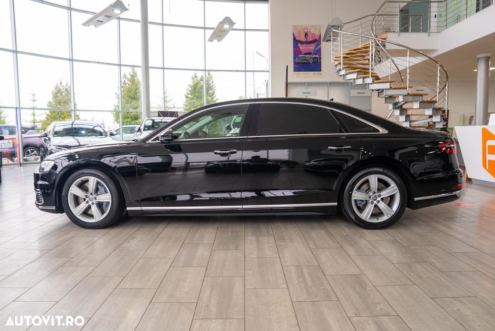 Audi A8 - 8