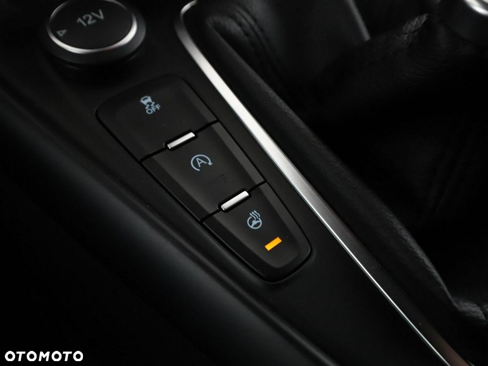 Ford Focus 2.0 EcoBoost ST - 30