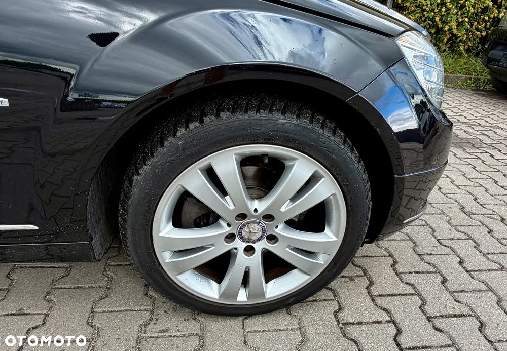 Mercedes-Benz Klasa C 180 BlueEFFICIENCY 7G-TRONIC Avantgarde - 11