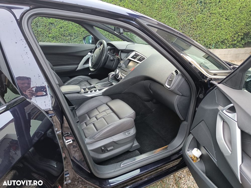 DS Automobiles DS 5 - 8