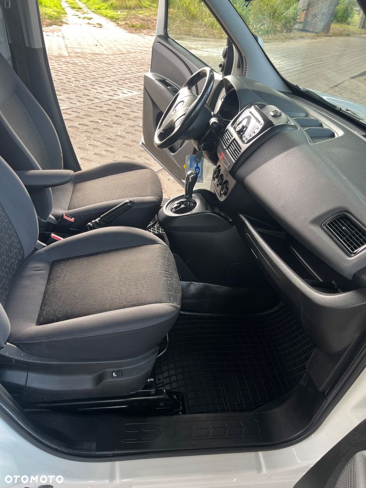 Fiat Doblo - 30