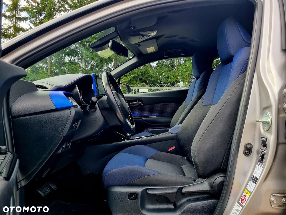 Toyota C-HR 1.8 Hybrid Prestige - 12