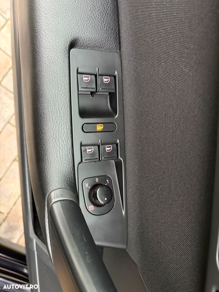 Volkswagen Passat Variant 2.0 Blue TDI DSG SCR Highline - 15