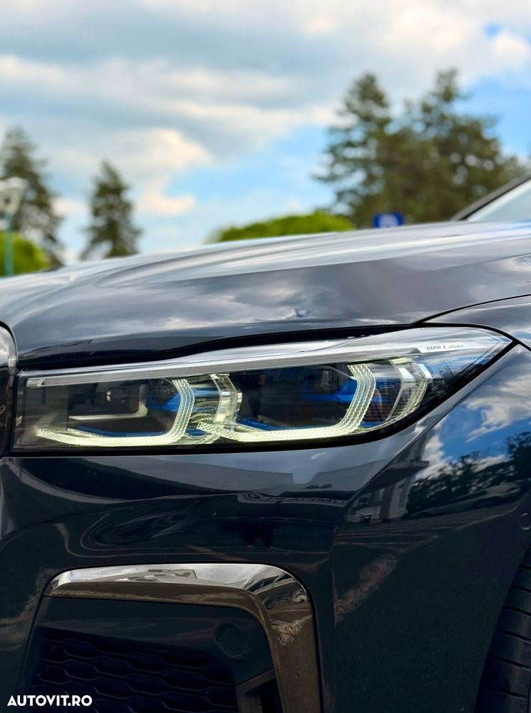 BMW Seria 7 745e - 13