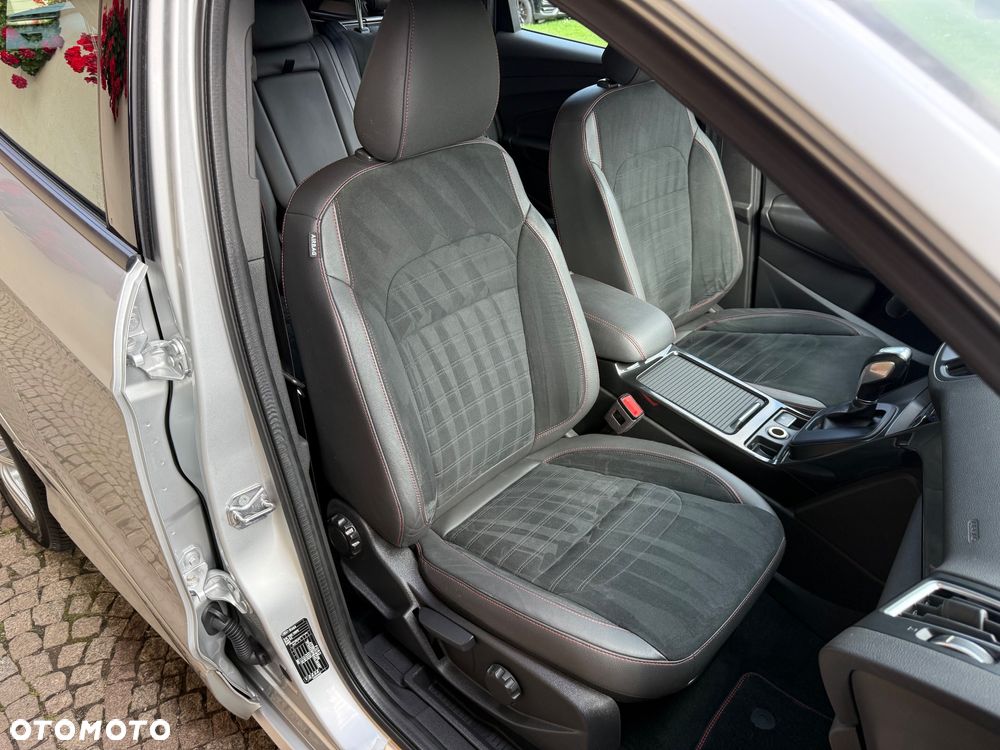 Ford Kuga 2.0 TDCi AWD ST-Line - 21