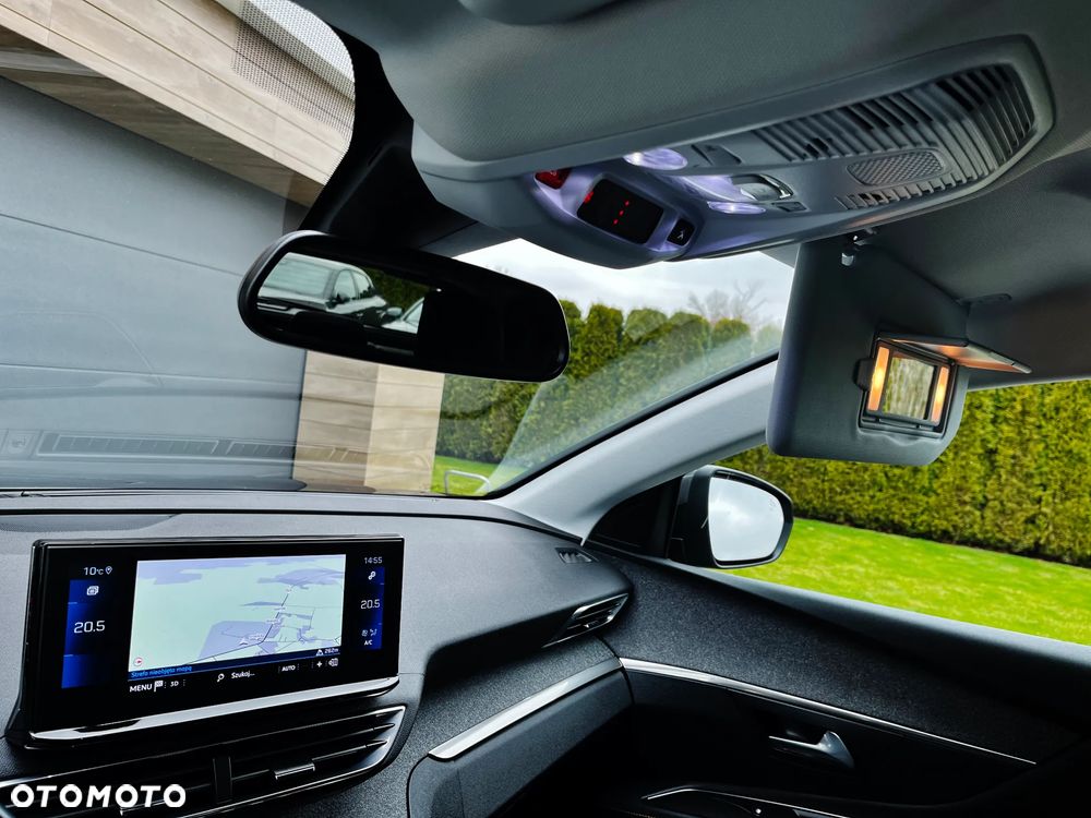 Peugeot 3008 1.2 PureTech Road Trip S&S - 28