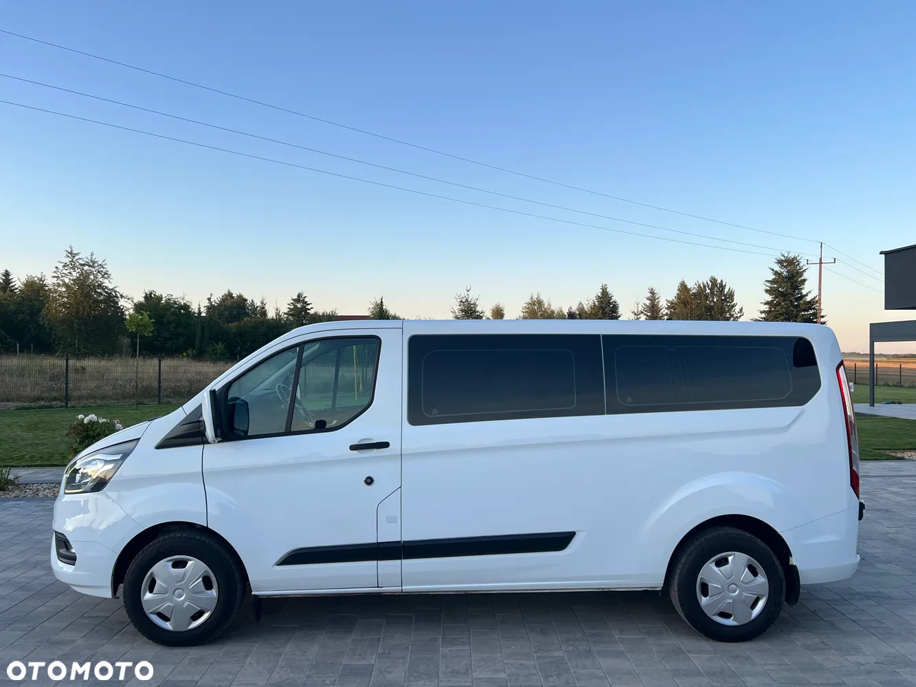 Ford Transit Custom - 13