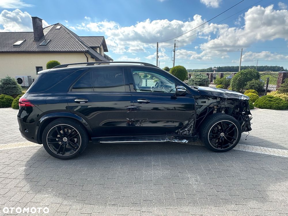 Mercedes-Benz GLE - 12