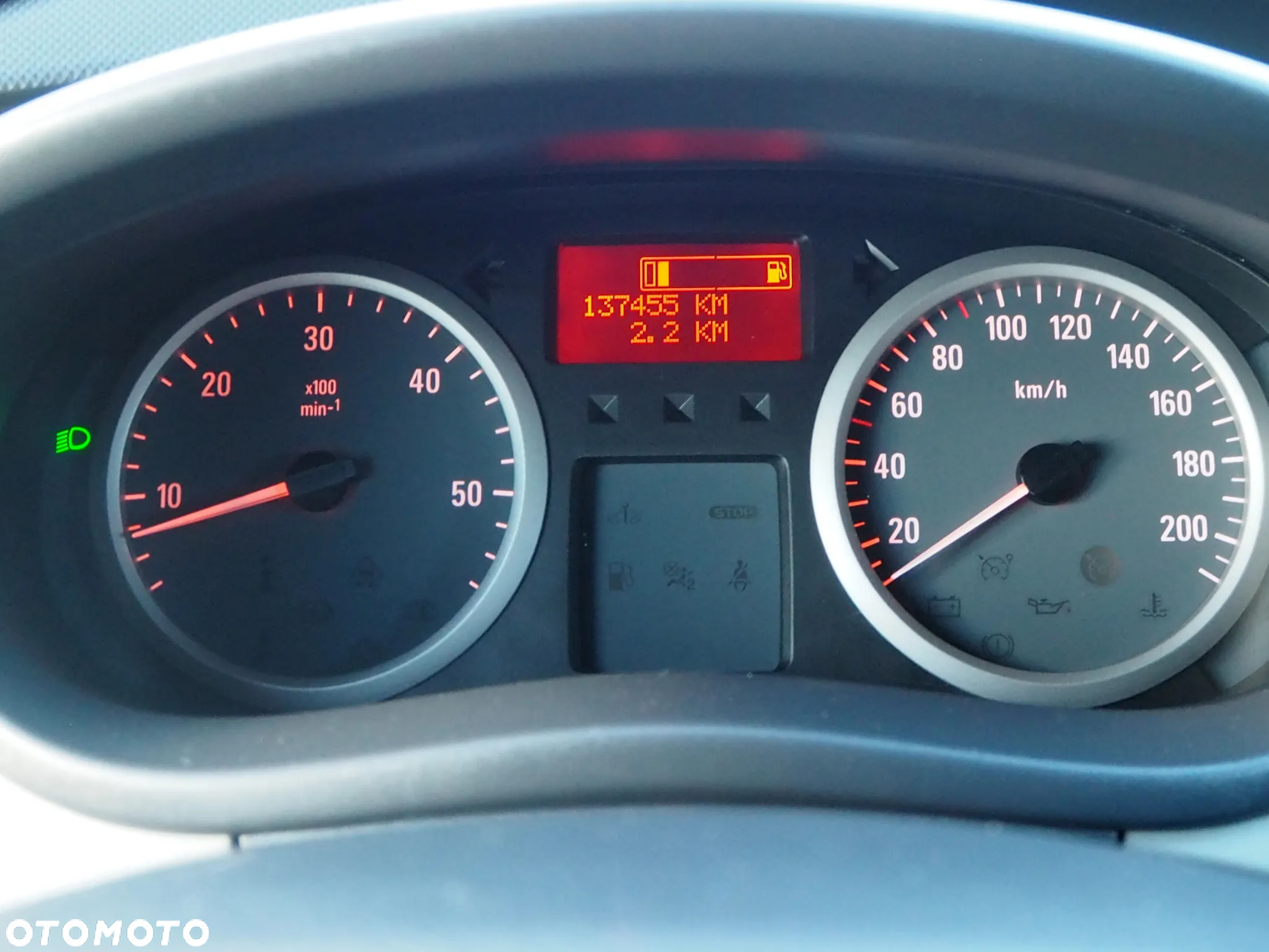 Opel Vivaro - 16