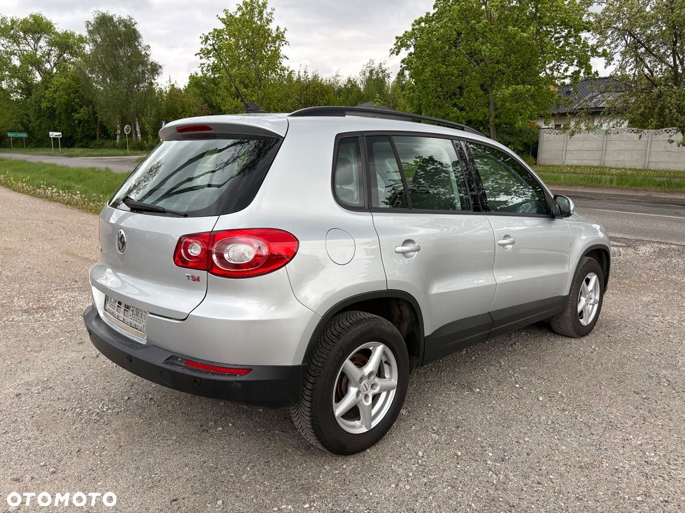 Volkswagen Tiguan - 7