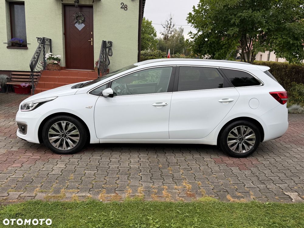 Kia Ceed 1.6 GDI ISG Dream-Team Edition - 3