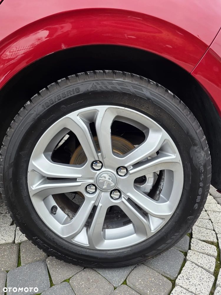 Peugeot 208 1.6 VTi Allure - 39