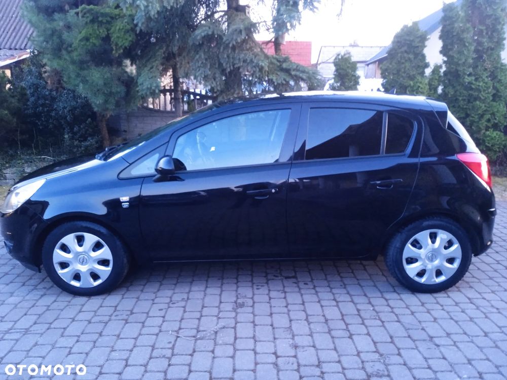 Opel Corsa 1.4 16V Edition - 2