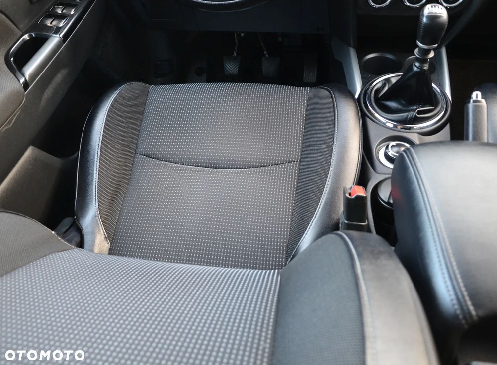 Peugeot 4008 - 31