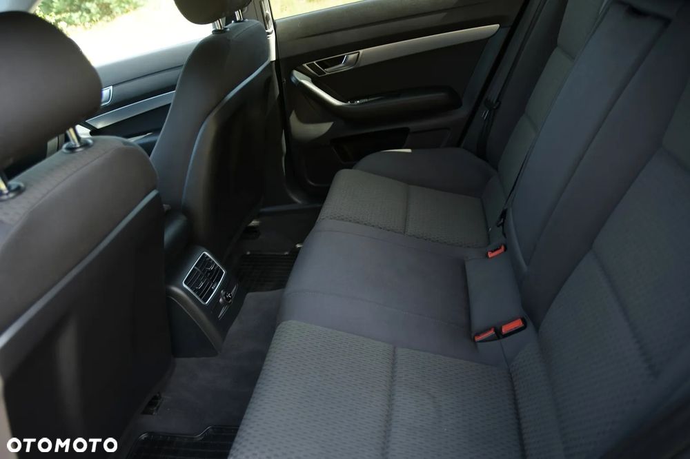 Audi A6 Avant 2.0 TDI - 18