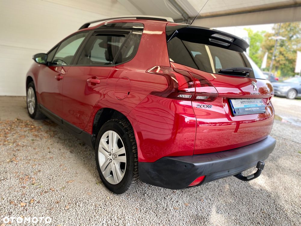 Peugeot 2008 1.6 BlueHDi Style - 34