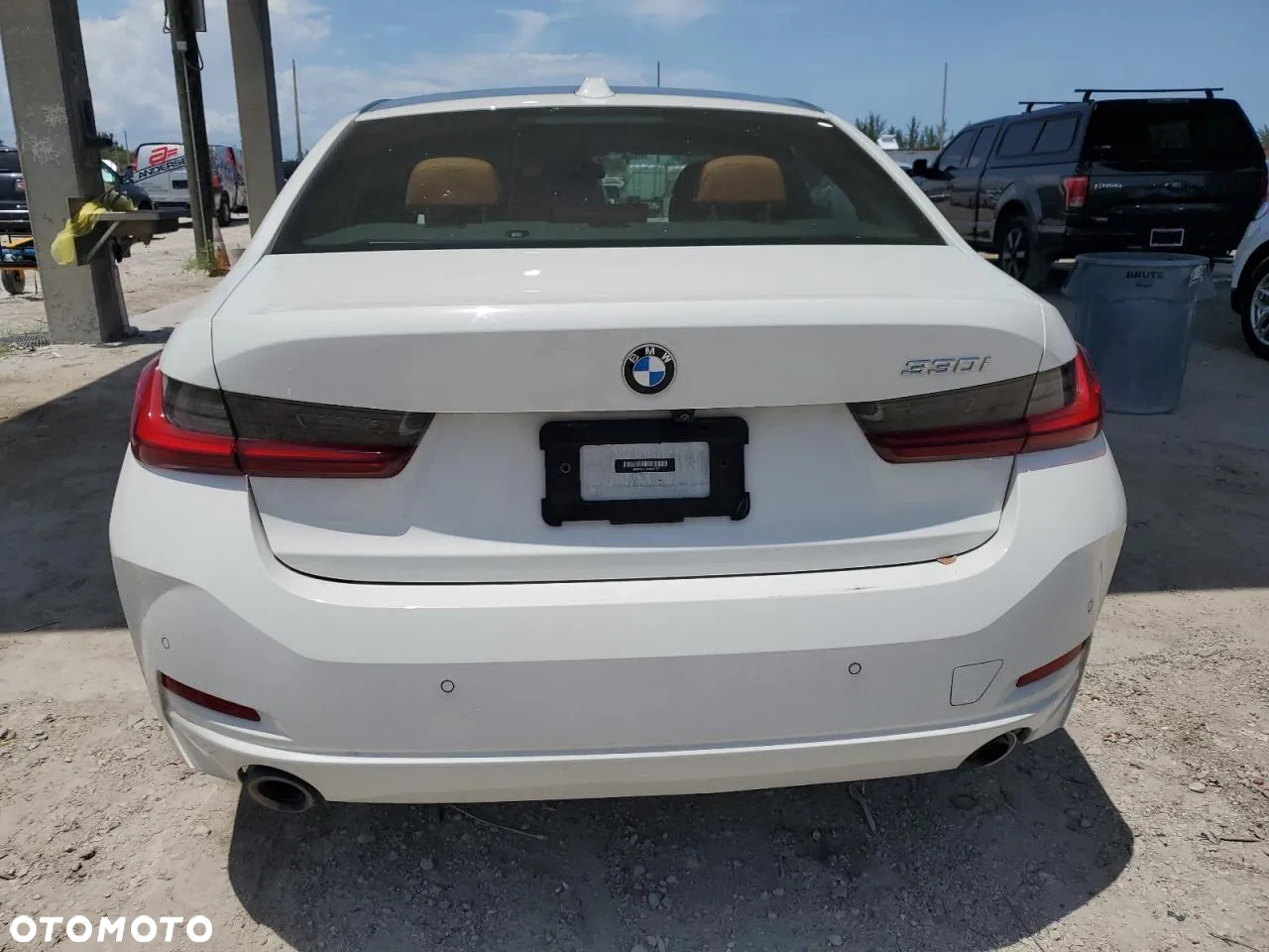 BMW Seria 3 330i - 6