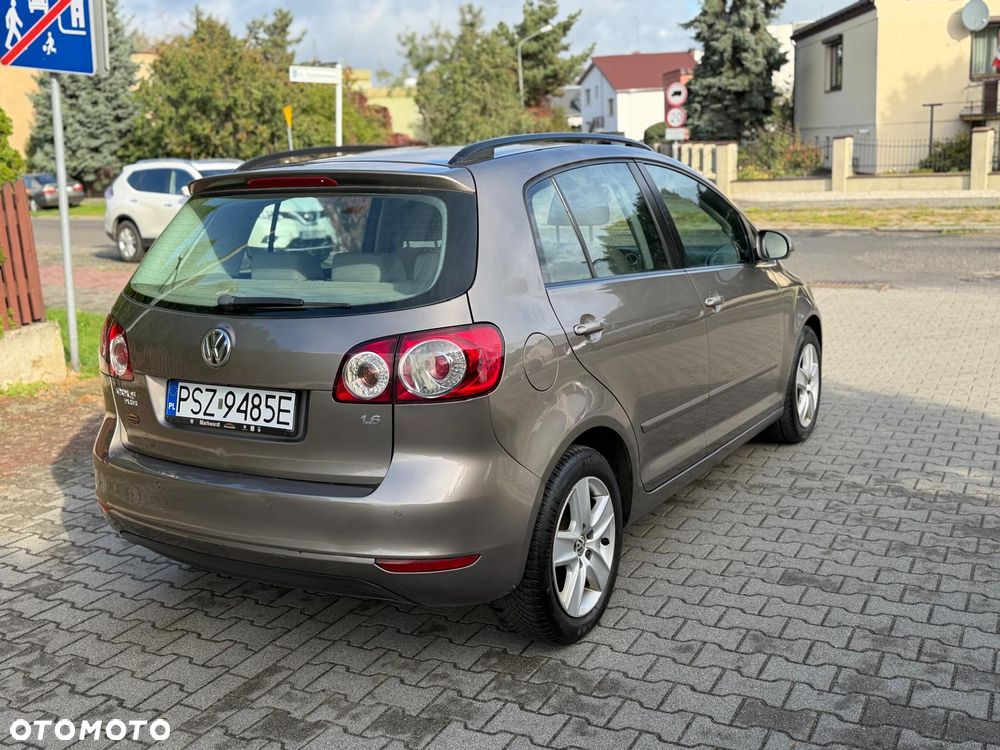 Volkswagen Golf Plus - 21
