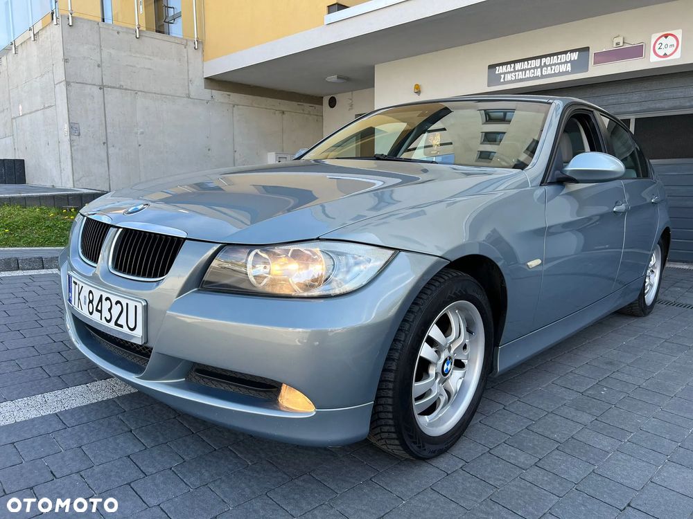 BMW Seria 3 - 33