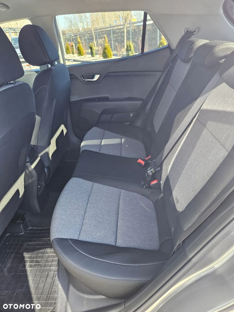 Kia Stonic 1.0 T-GDI L Business Line - 11