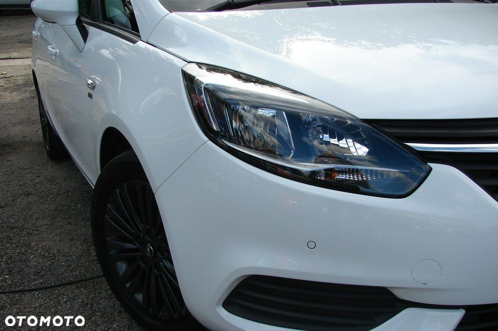 Opel Zafira - 17