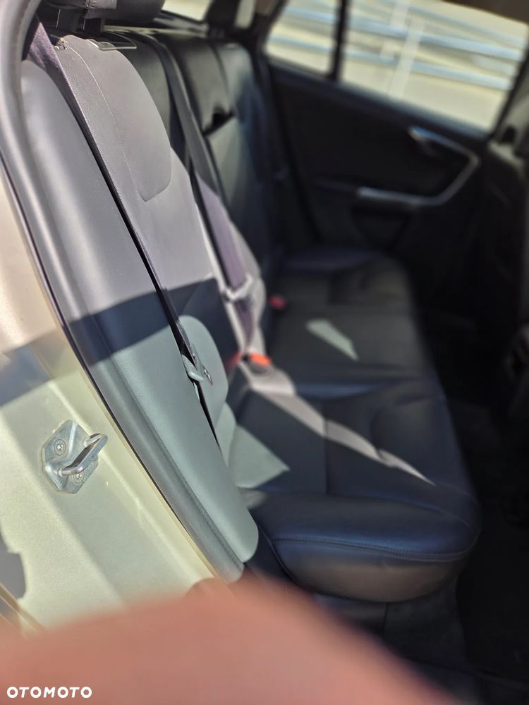 Volvo V60 D2 Drive-E Kinetic - 20