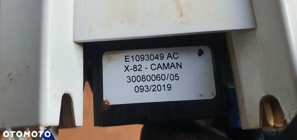 Panel nawiewu powietrza Opel Vivaro B Trafic III E1093049AC - 8