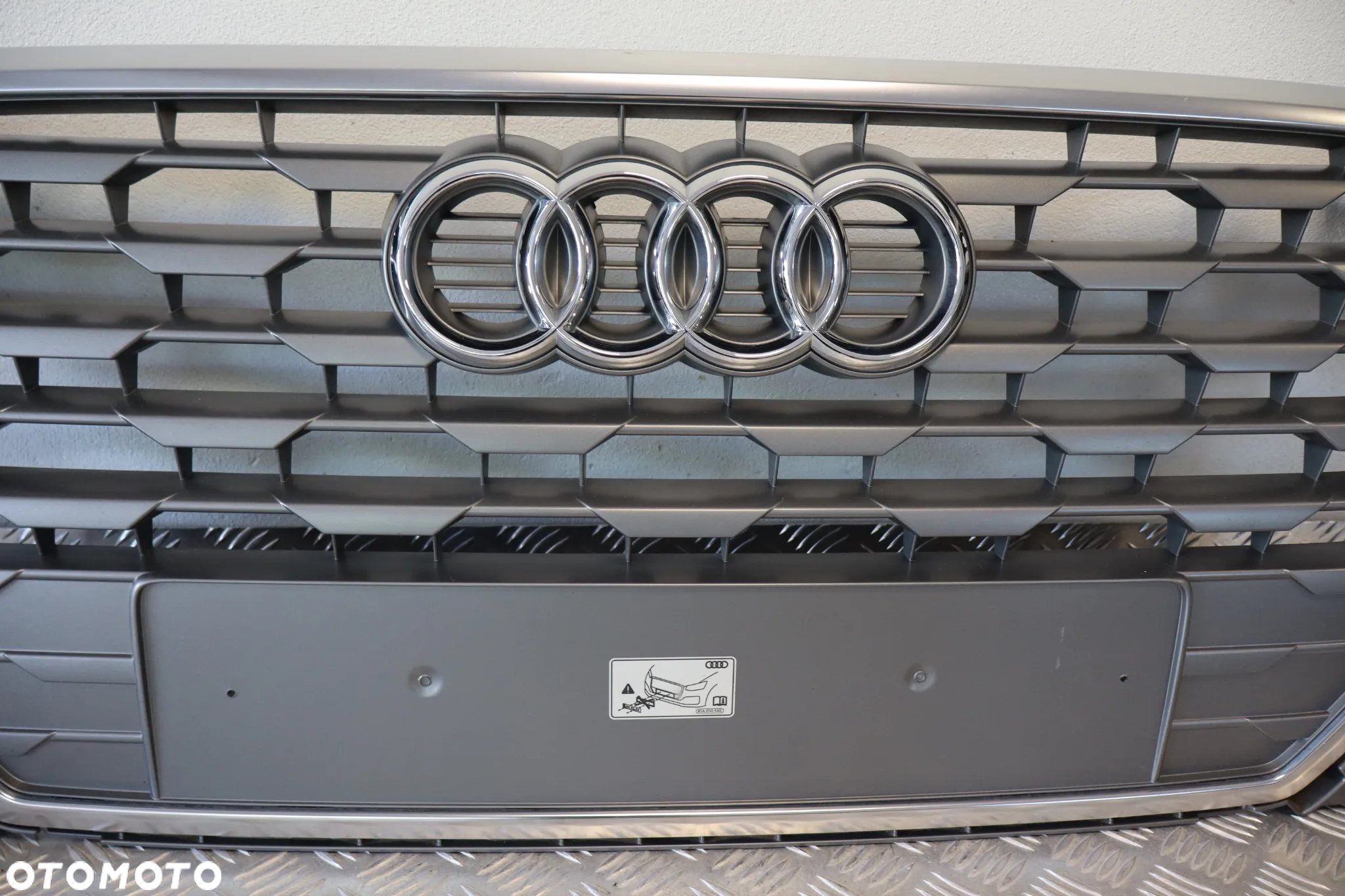 GRILL GRIL ATRAPA AUDI Q2 81A853651 2016-2020 - 8