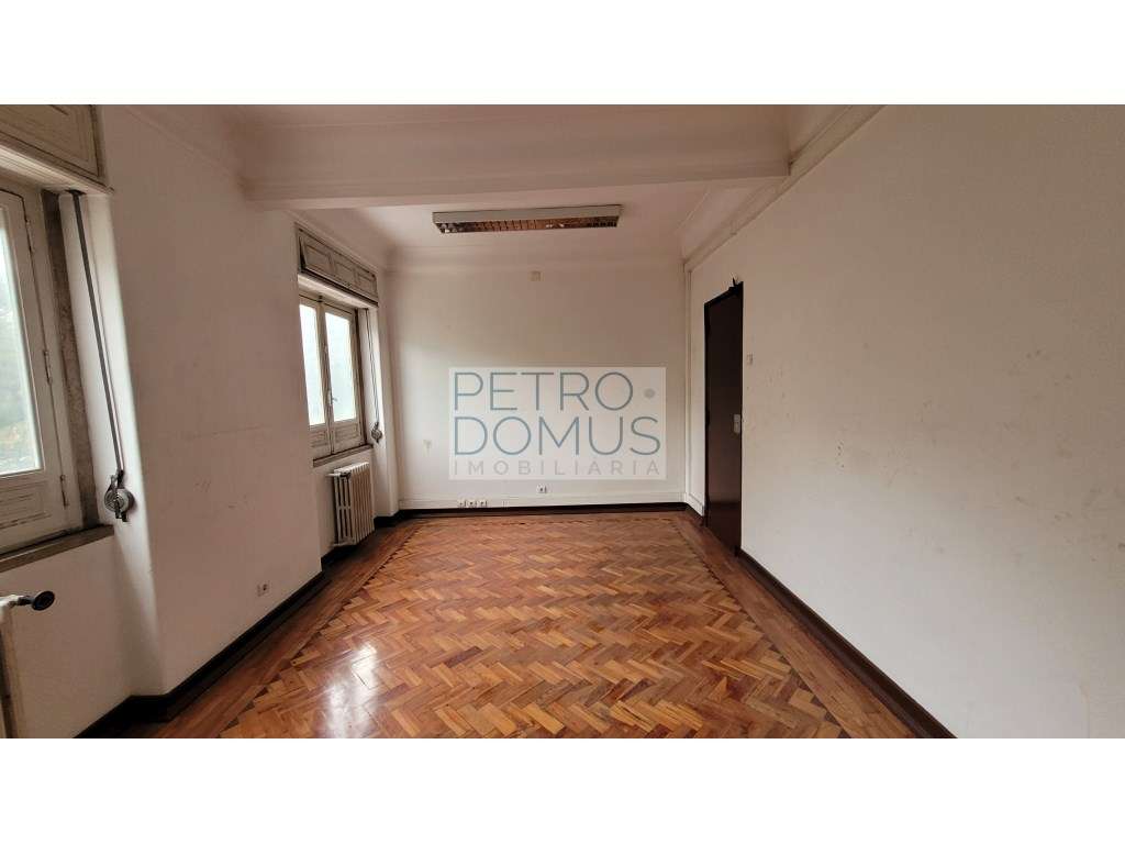 T4 LARGO DE SANTOS - Grande imagem: 2/12